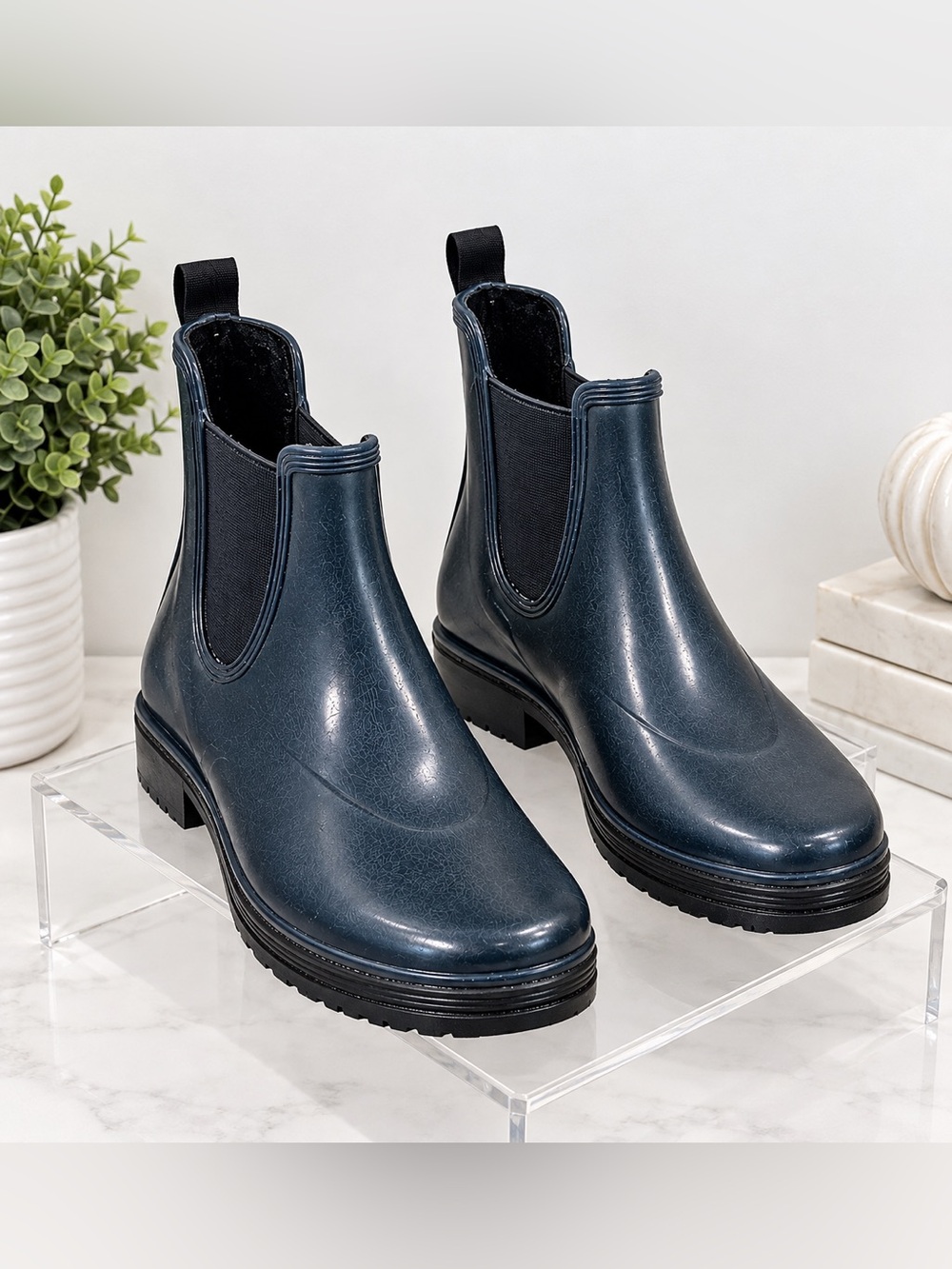 Ariat Kelmarsh Navy Blue Shortie Rubber Rain Boots 8.5